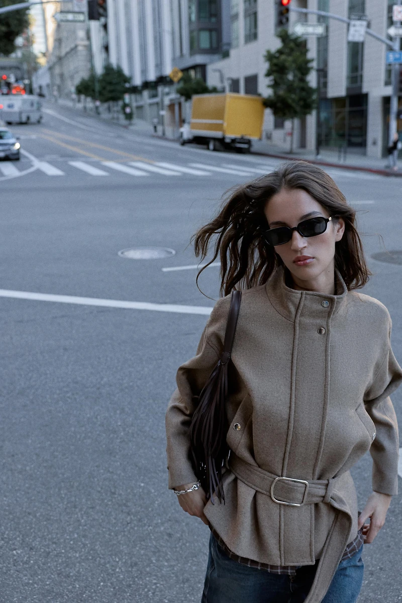 BELTED WOOL BLEND SHORT COAT