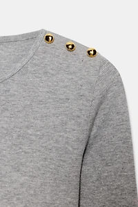 RIBBED BUTTON T-SHIRT