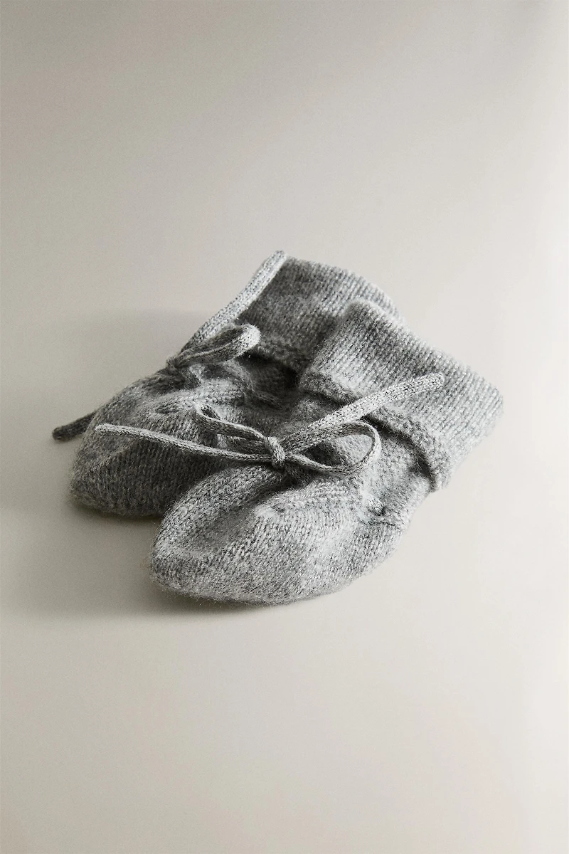 CASHMERE BABY BOOTIES