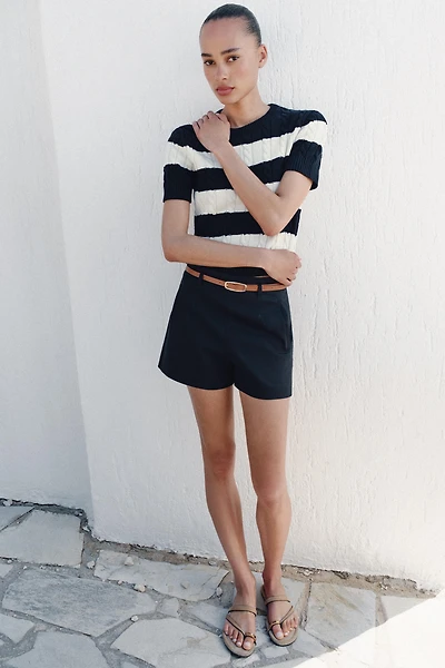 HIGH-WAISTED BELTED SHORTS