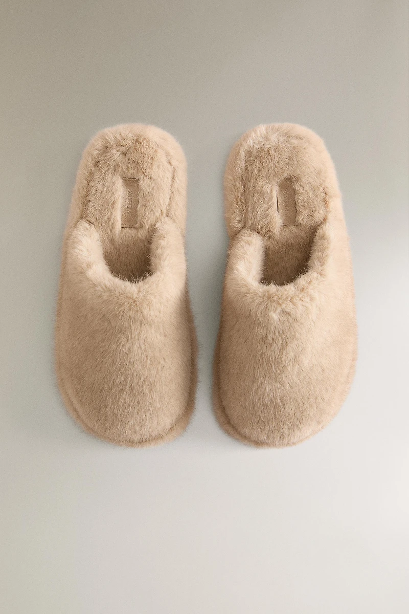 FAUX FUR MULE SLIPPERS