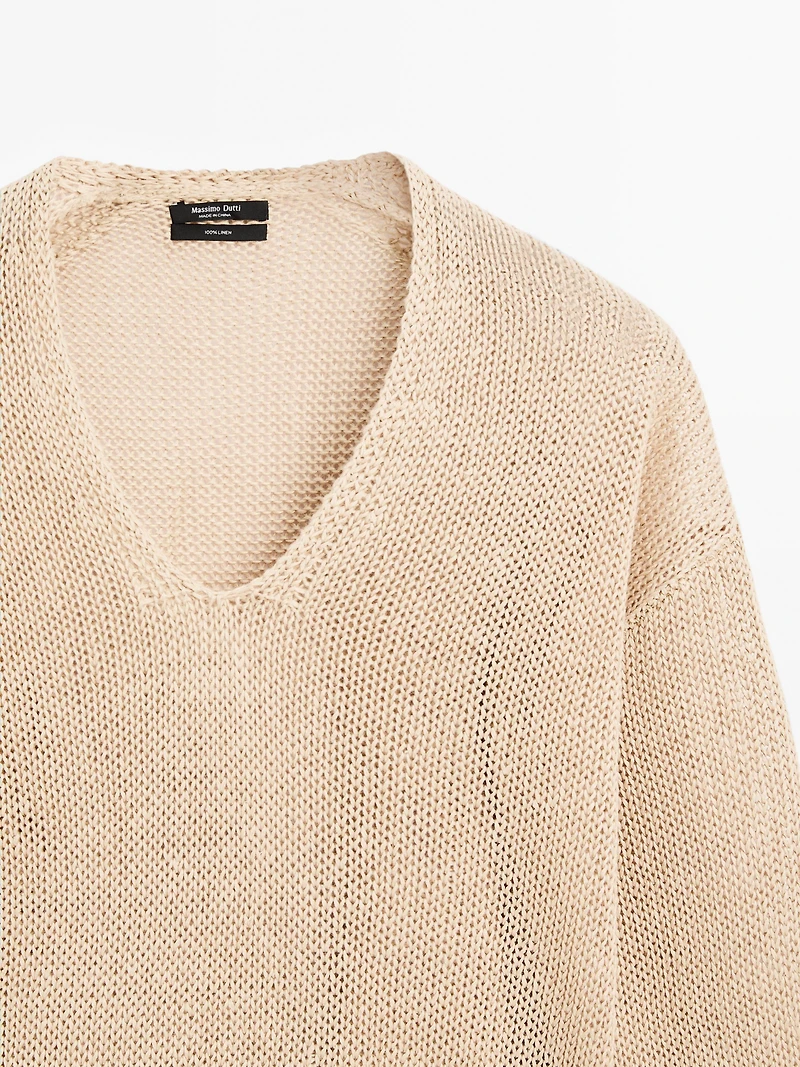 Pull en maille de lin à col V