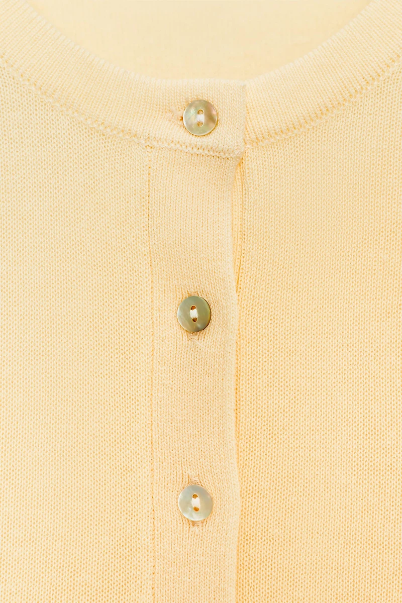 PULL EN MAILLE UNIE