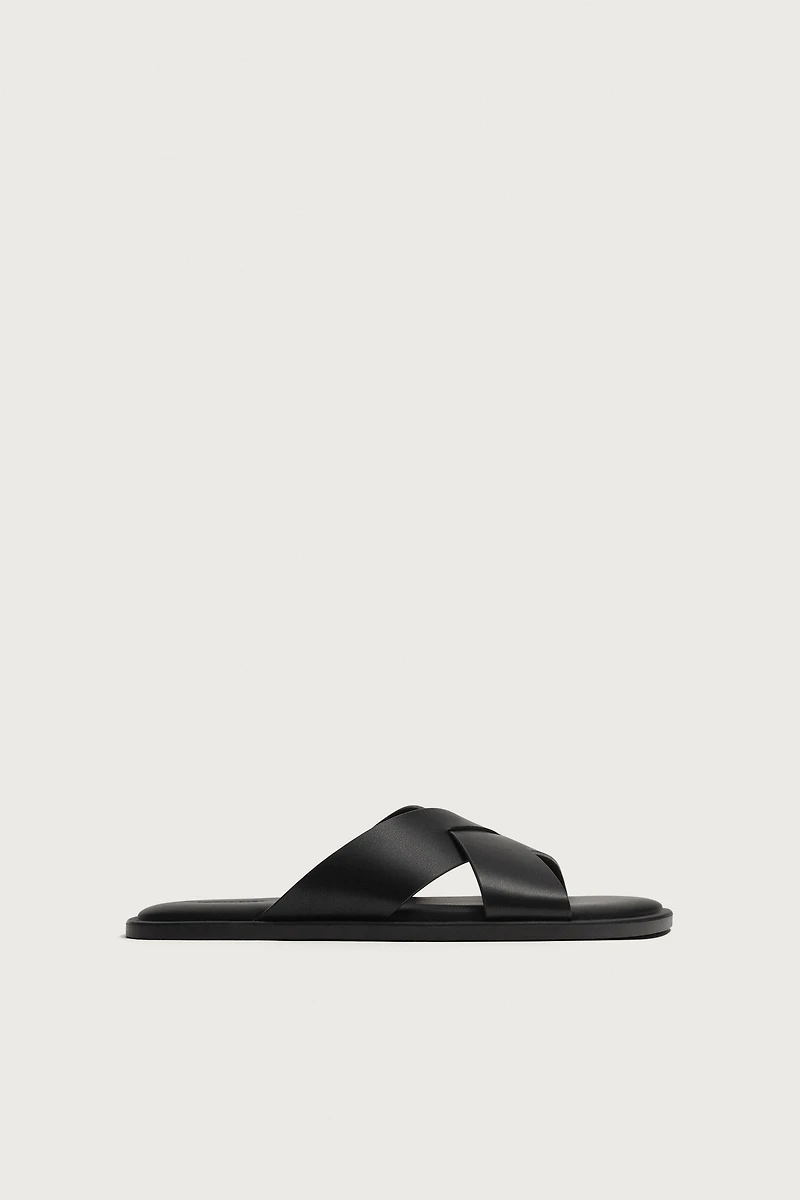 CRISSCROSS SANDALS