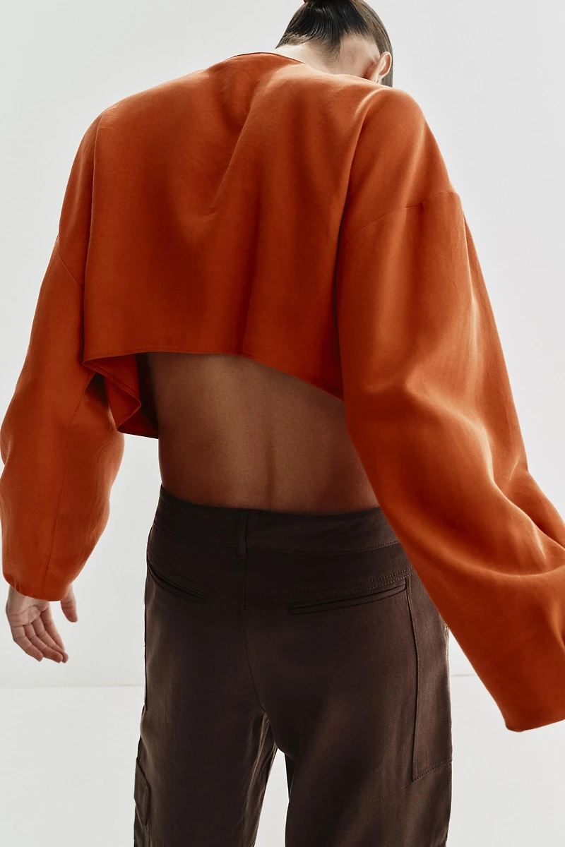CROPPED TIE TOP