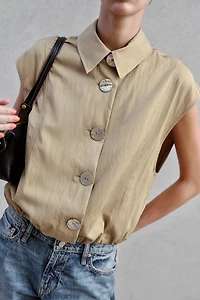 COLLARED TOP