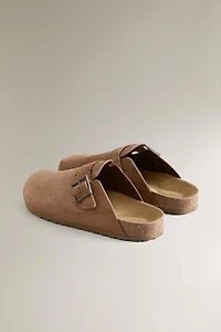 LEATHER MULE CLOG SLIPPERS WITH BUCKLE AND TOPSTITCHING DETAIL