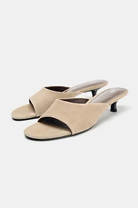 SUEDE KITTEN HEEL SANDALS