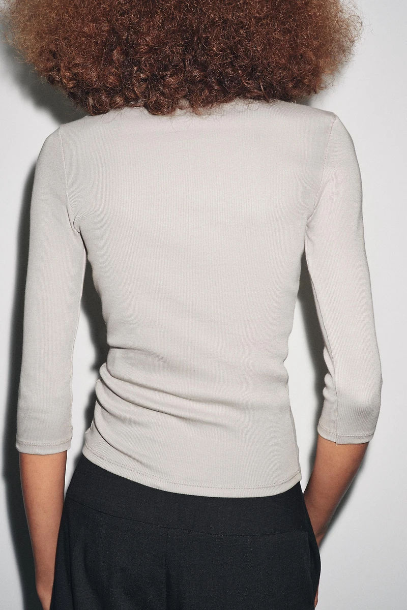 COTTON BOAT NECK T-SHIRT