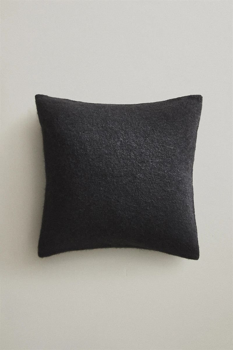 HOUSSE DE COUSSIN EN POINT