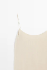Robe midi fluide avec détail plissé