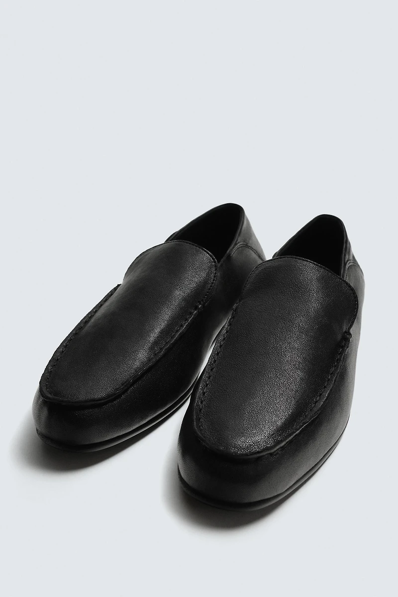 LEATHER LOAFERS