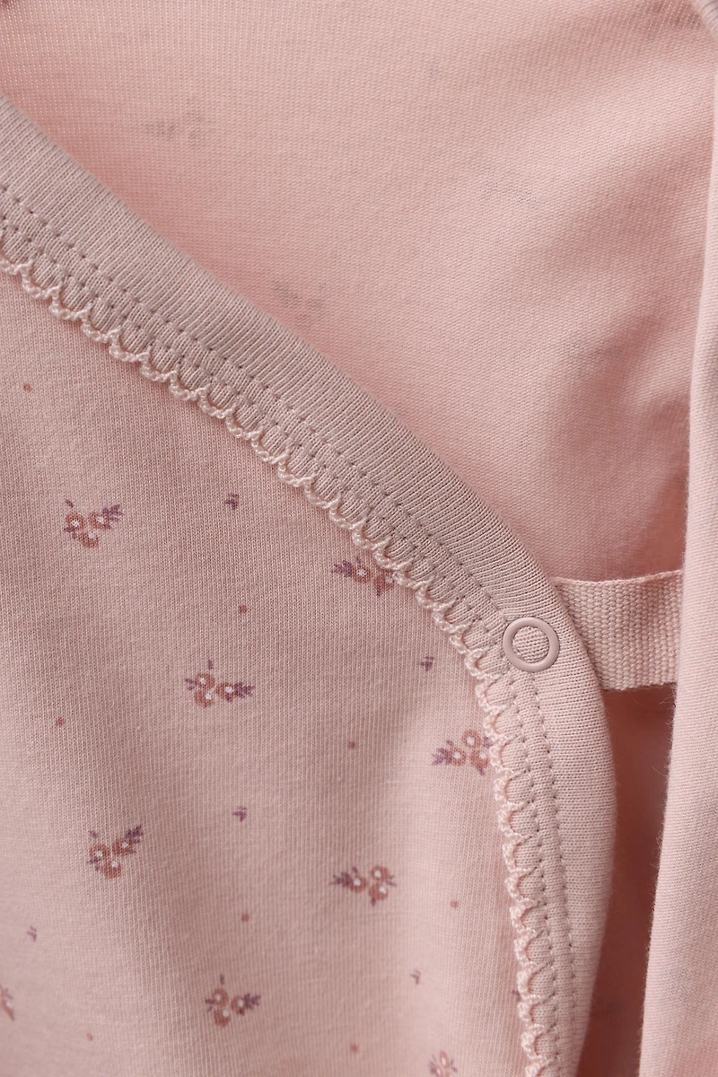 LOT DE TROIS BODYS COL KIMONO FLEURS QUALITÉ DOUCE