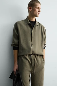 RELAXED FIT FLOWY SHIRT