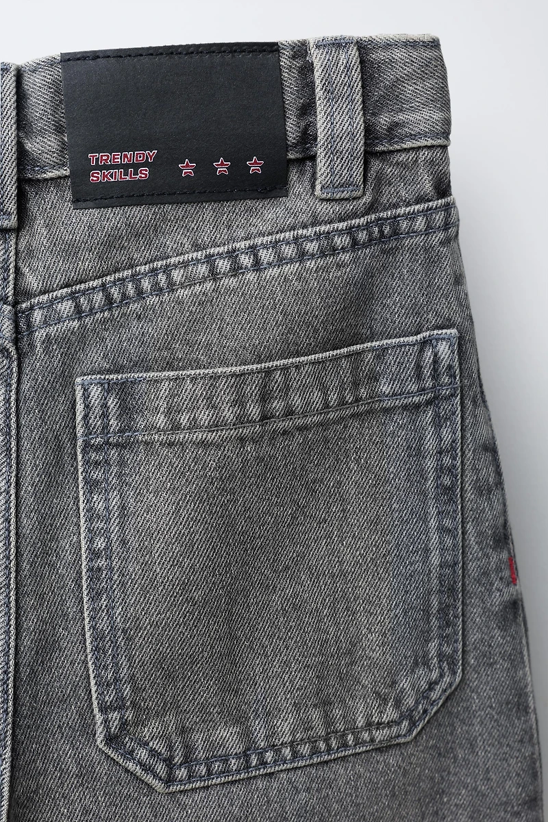 EMBROIDERED WIDE LEG JEANS