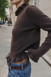 RUFFLED KNIT SWEATER