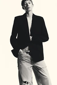 STRAIGHT FIT BLAZER
