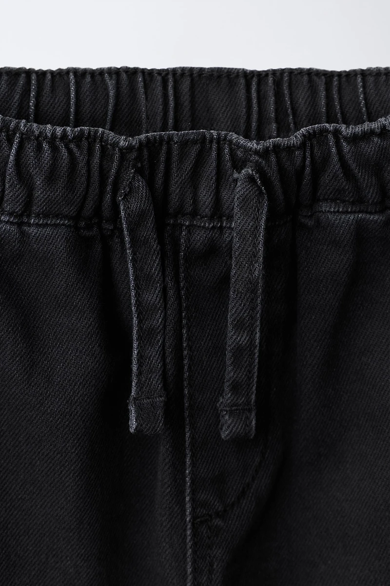 LOOSE WAIST JEANS