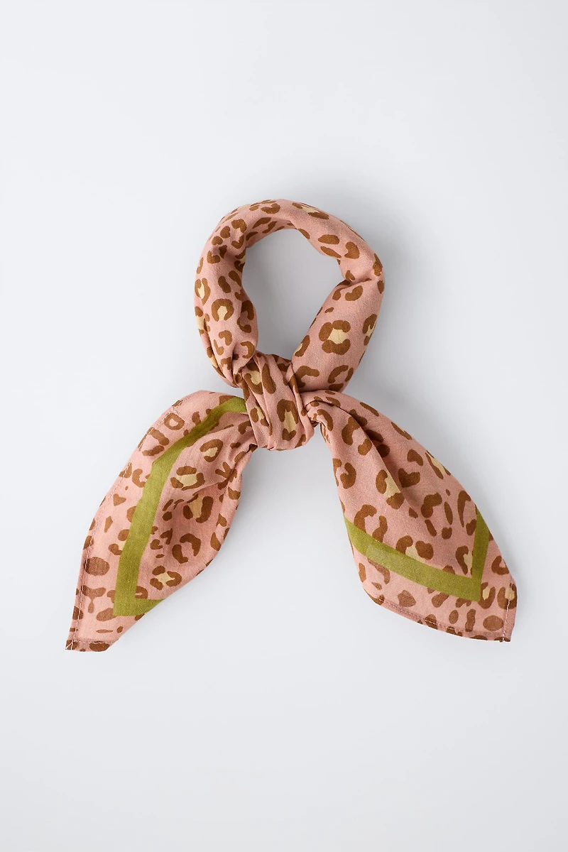 ANIMAL PRINT BANDANA