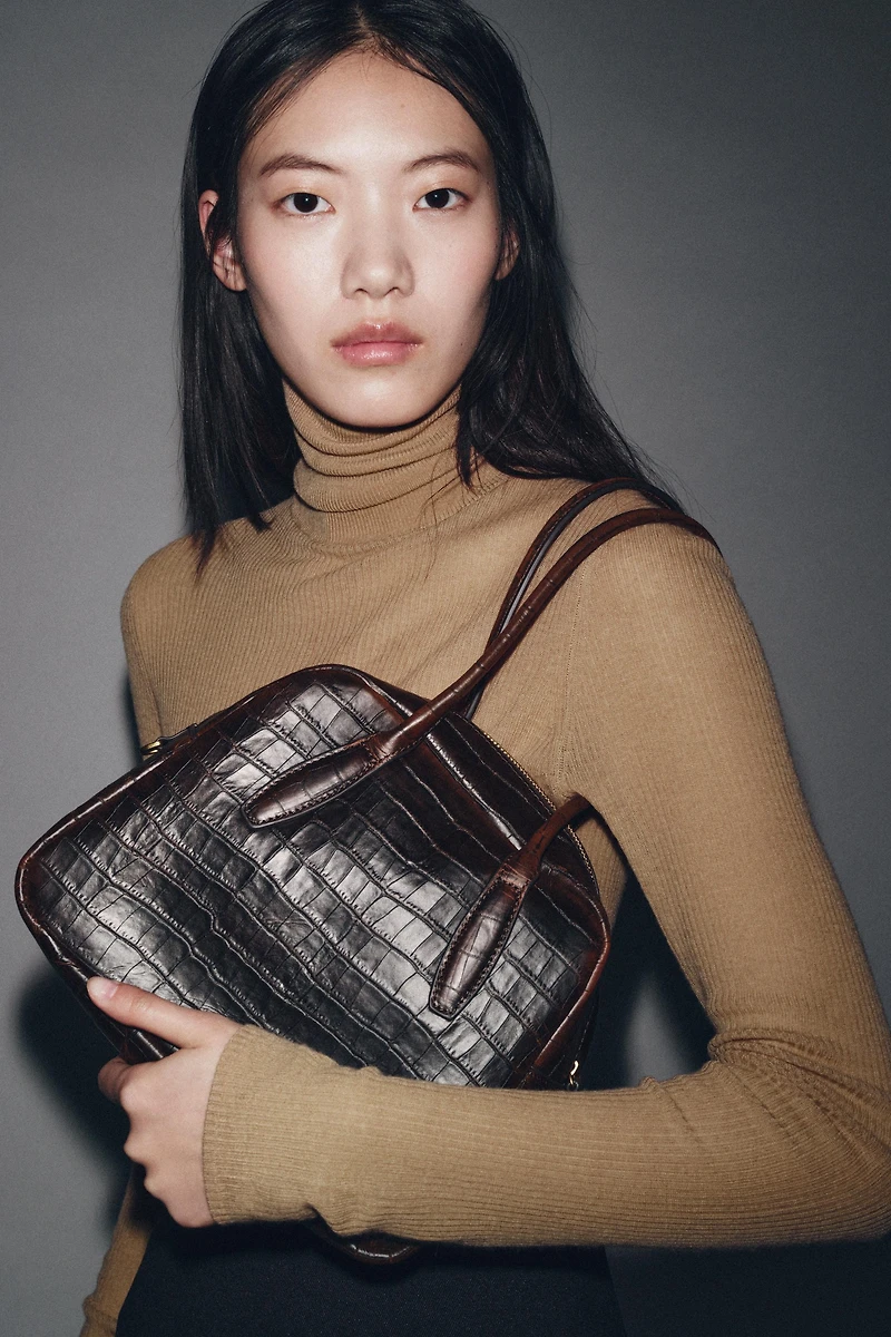 SAC EN CUIR BOWLING EN RELIEF