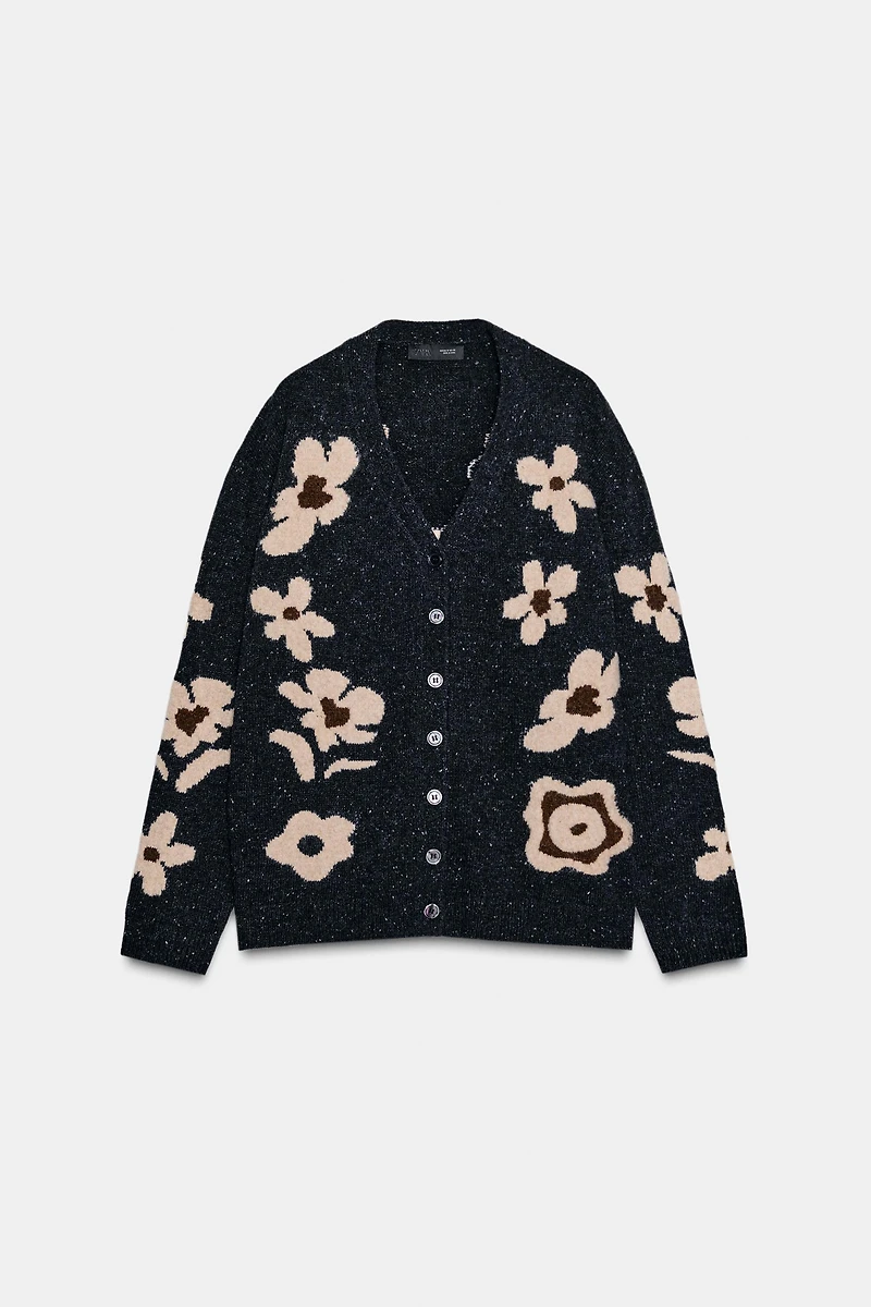 OVERSIZED FLORAL JACQUARD KNIT CARDIGAN