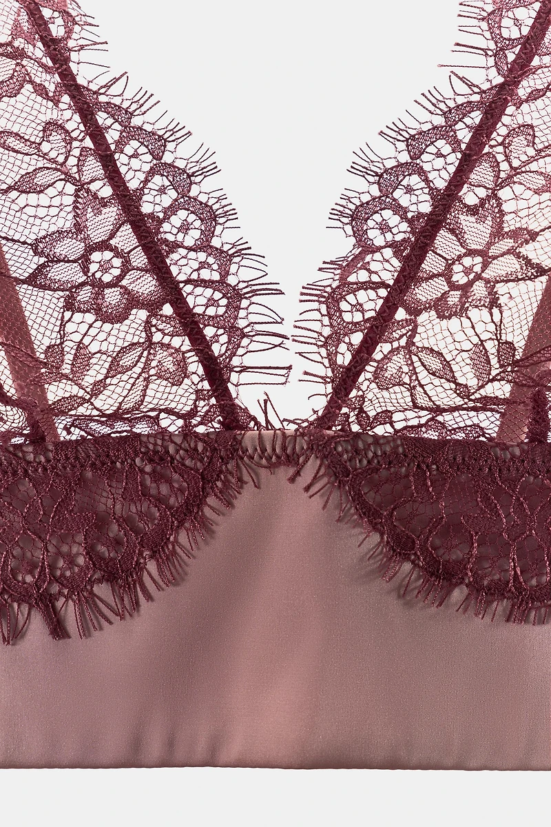 LACE TRIM TRIANGLE BRALETTE