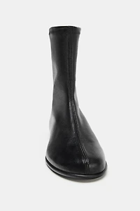 SOFT LEATHER ANKLE BOOTS