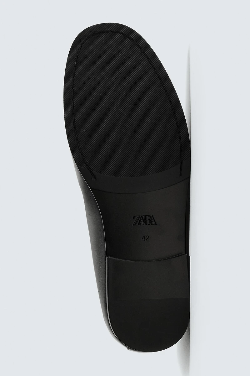 MOCASSINS EN CUIR