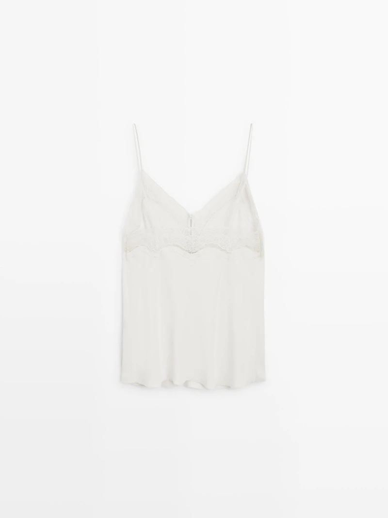 Top nuisette boutons