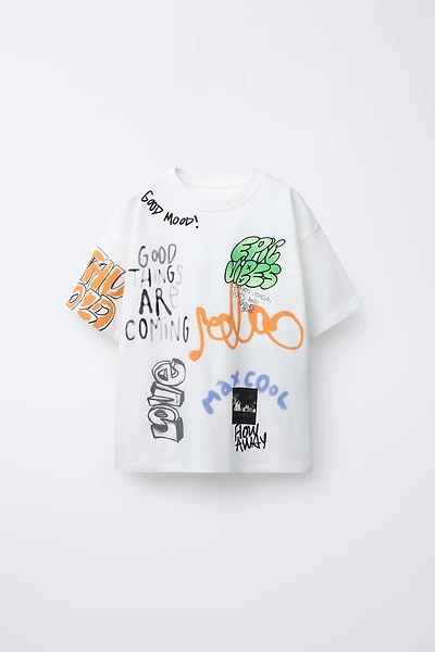 T-SHIRT À IMPRIMÉ GRAFFITI