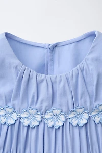 FLORAL PLEATED BLOUSE