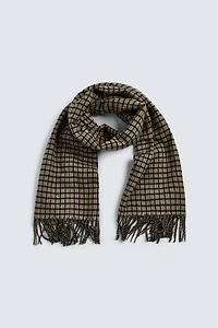 FRINGED PLAID SCARF
