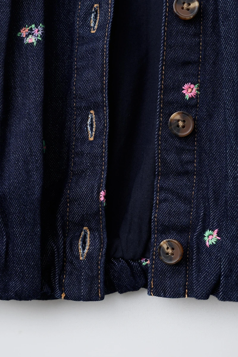 EMBROIDERED FLOWERS DENIM JACKET