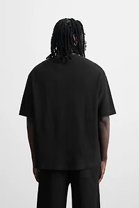 VERTICAL TEXTURED T-SHIRT