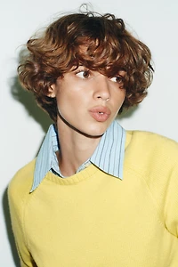 BASIC KNIT SWEATER