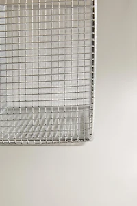 METALLIC ORGANIZER BASKET