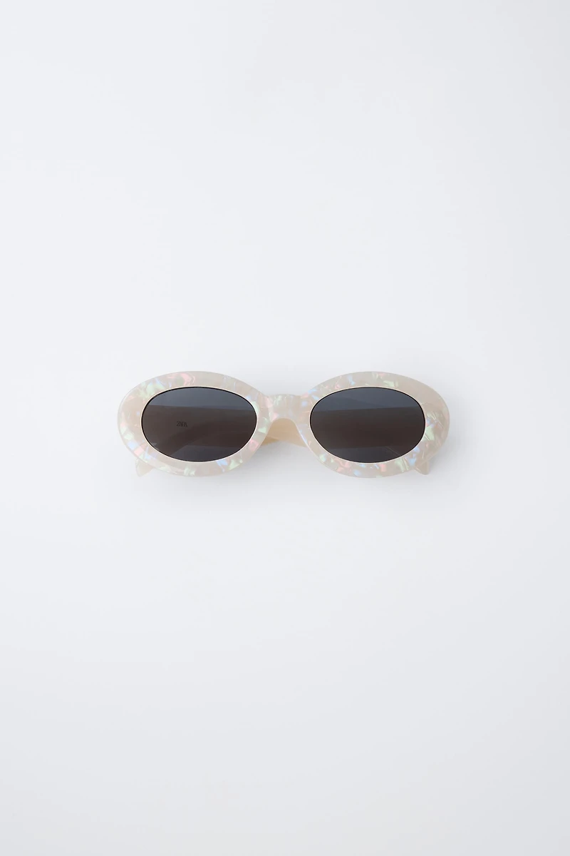 LUNETTES DE SOLEIL OVALES EFFET MARBRÉ