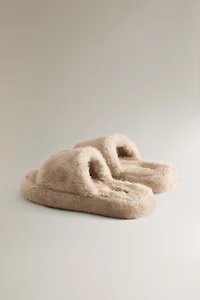 FAUX FUR FLATFORM SLIPPERS