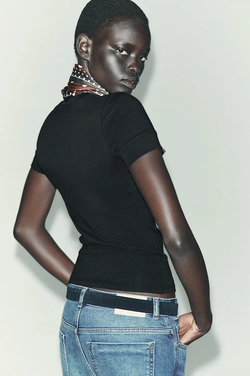 MINIMAL SHORT SLEEVE T-SHIRT