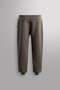 TECHNICAL ZIP PANTS