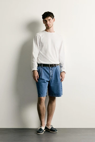 PLEATED REGULAR FIT DENIM BERMUDA SHORTS