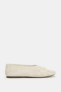 FLORAL CROCHET BALLET FLATS