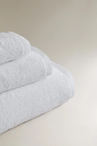 HIGH GSM TERRY BATH TOWEL