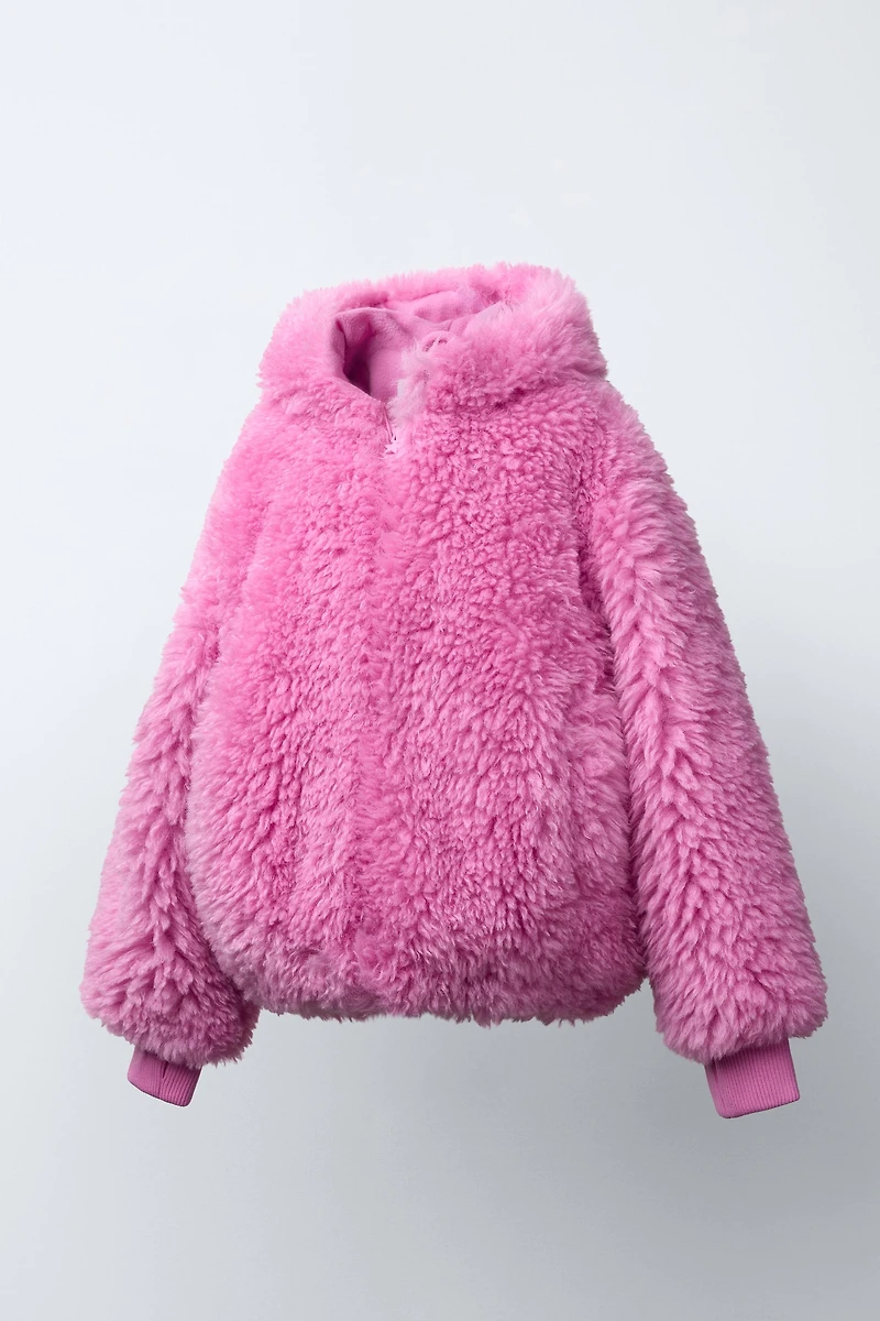 VESTE EFFET FOURRURE À CAPUCHE