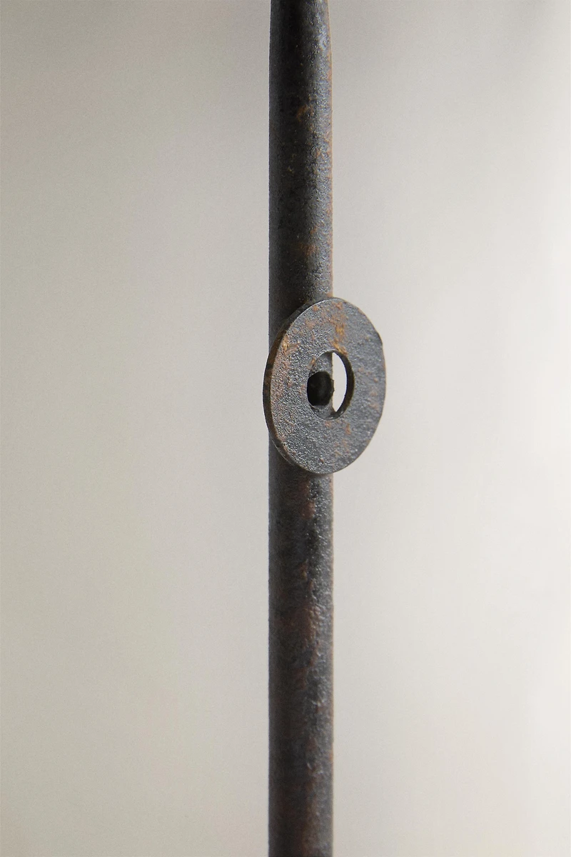 IRON WALL CANDLEHOLDER