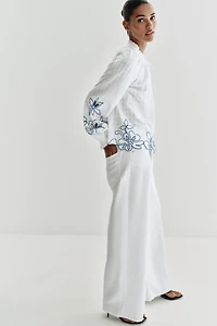 EMBROIDERED FLORAL BLOUSE
