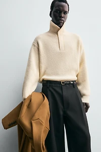 TEXTURED MOCK NECK JUMPER