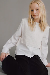 PLAIN SHIRT WITH STRUCTURAL VEST AND BOWS