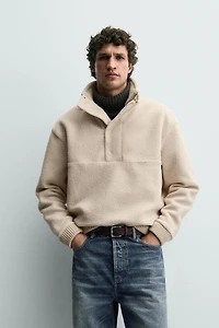 COMBINATION FAUX SHEARLING SWEATSHIRT