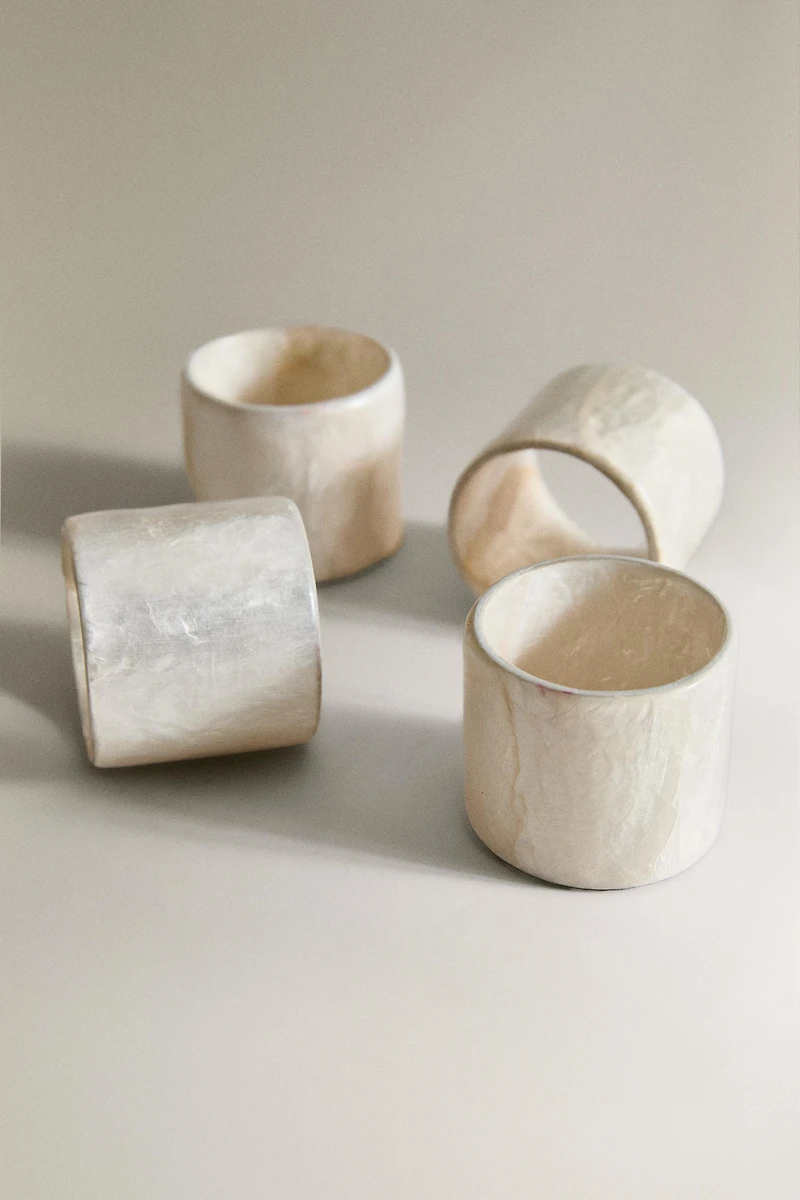PACK OF SHELL NAPKIN HOLDERS (PACK OF 4)